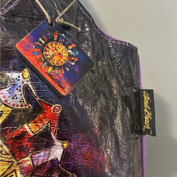 Laurel Burch Harmony Under Sun Foiled Small Scoop Tote - Picture 6 of 9